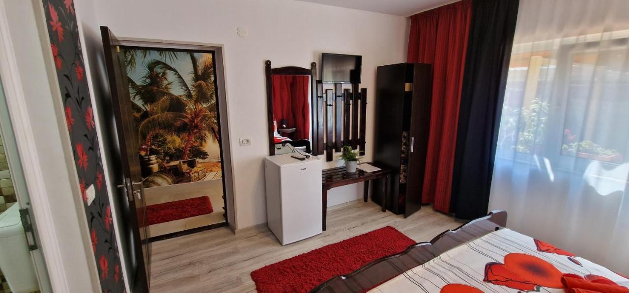 Casa Sebastian Hotel Costinesti Quarto foto